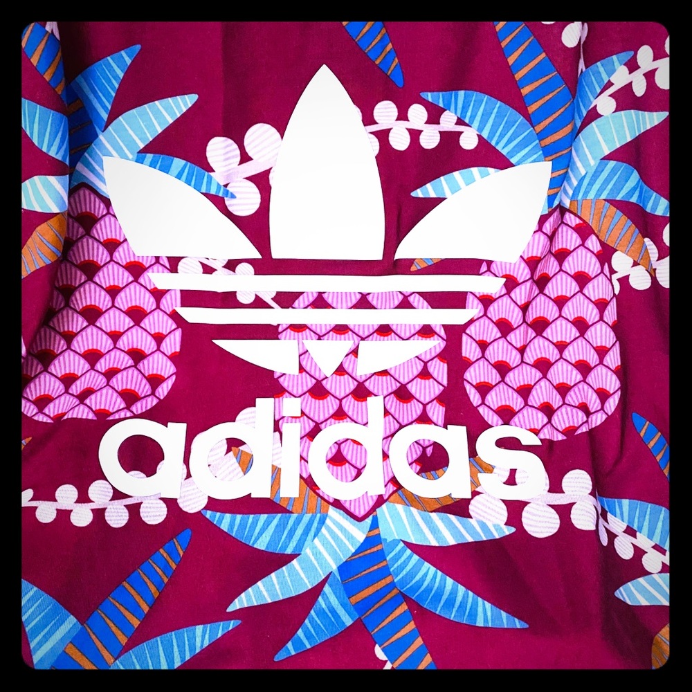 Adidas Top